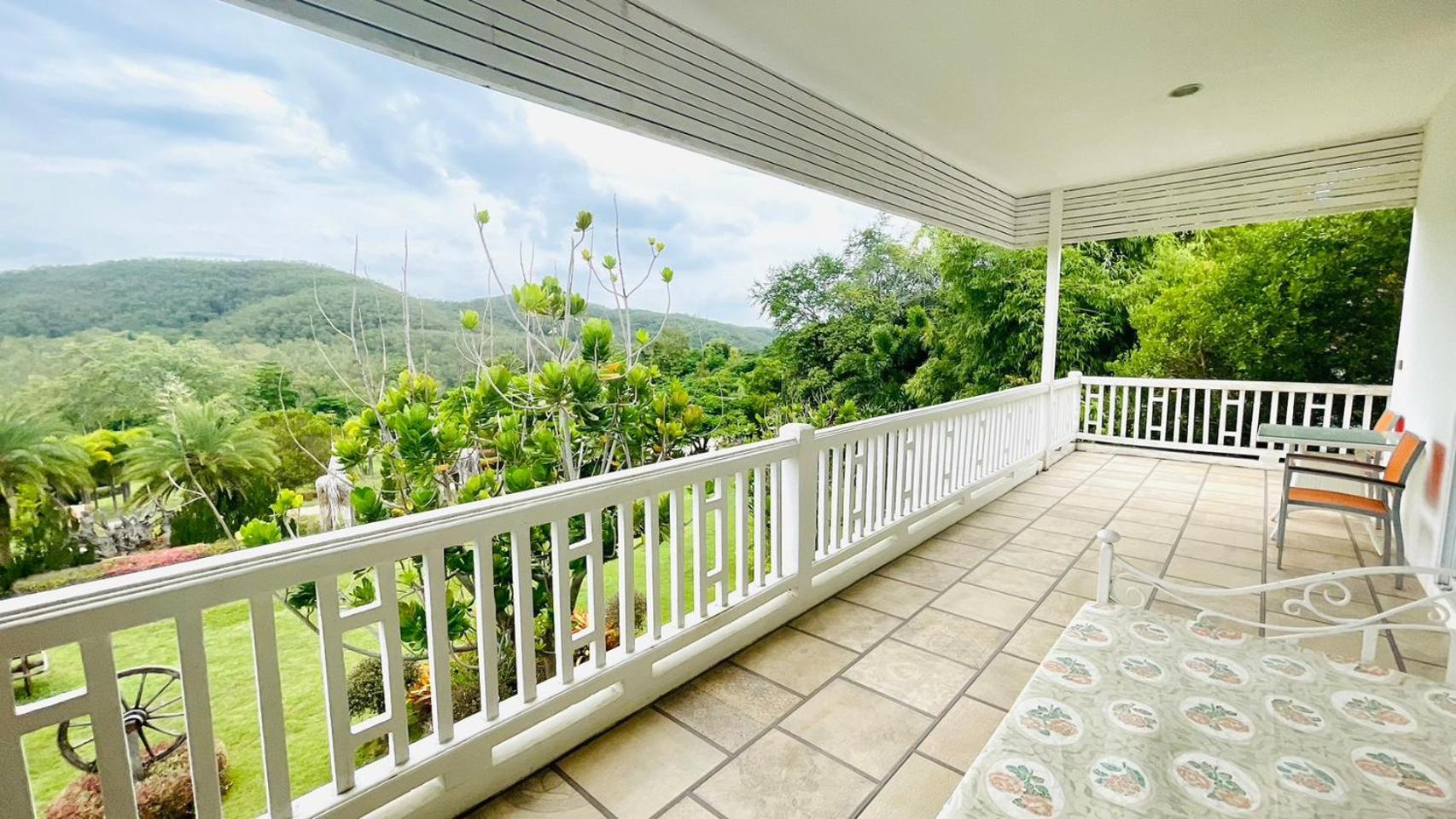 Baan Ing Khao Hotel Pakcsong Kültér fotó